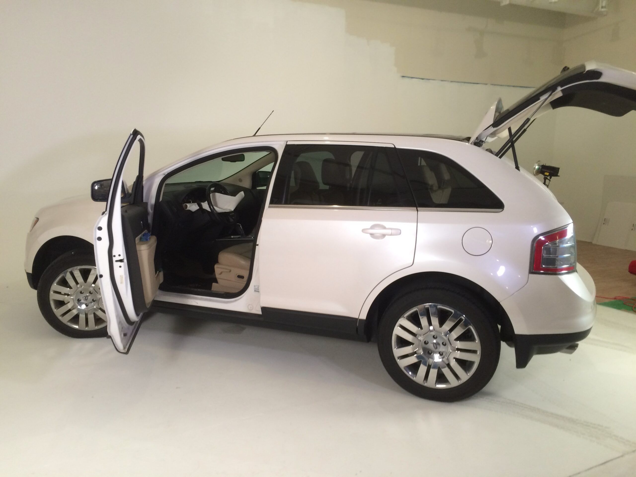 SUV in studio for product demonstration video